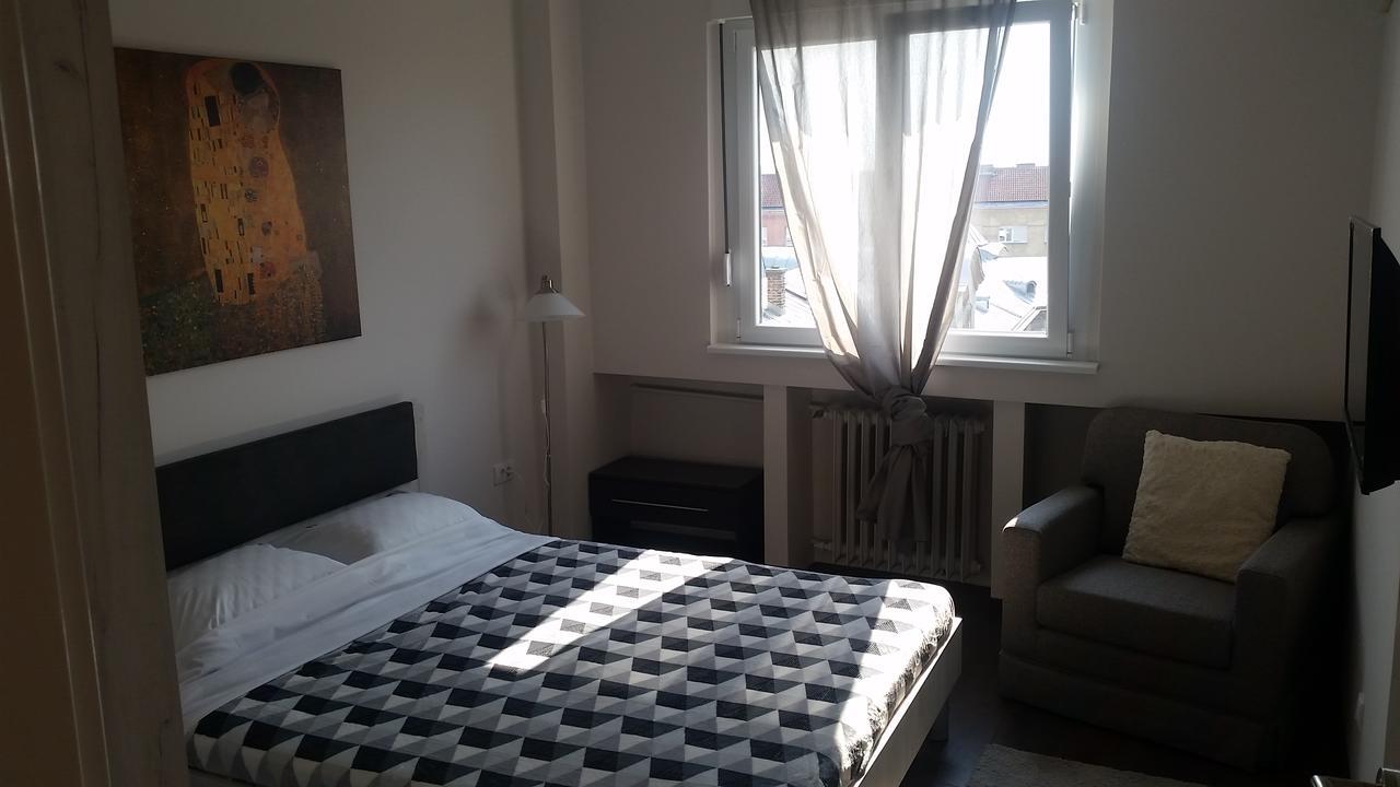 Alux Apartment Belgrado Exterior foto